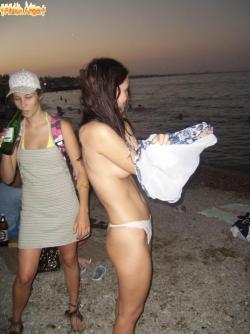 Lovely breast on the beach-part ii -30943 37/38