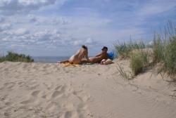 The naked beach 260-56625 32/56
