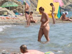 The naked beach 227 -20155 5/51