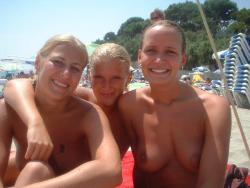 Wifes and girlfriends at the beach 5/101