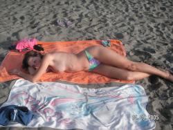Topless beach cuties (5/7) 24/79