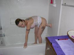 Tatooed gf in the shower 2/14