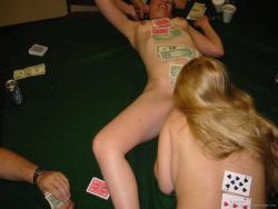 Strip poker  4/11
