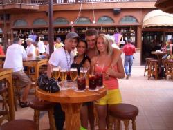 Amateur couple on holiday - hardcore pics 24/52