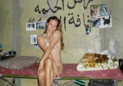 Amateur army girl in iraq 13/15