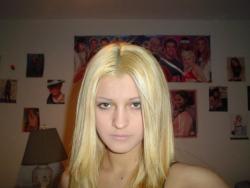 Blond teen girlfriend 11/44