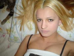 Blond teen girlfriend 34/44