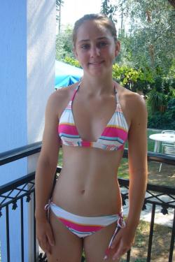 Teens in bikinis #13 11/27