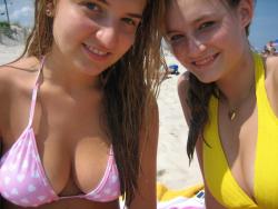 Teens in bikinis #11(25 pics)