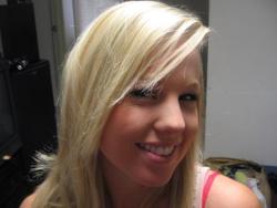 Amateur teen girlfriend #31 (22 pics)