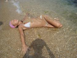 Youngn girl and best topless / holiday pics 11/13