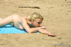 Beach (nudist) 036  29/65