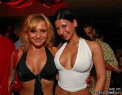 A girl at a party 38  66/98