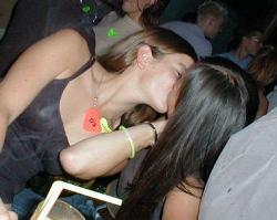 Kissing a girl 1  132/150