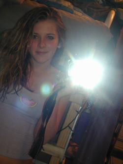 Selfshots of young girl 9/36