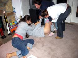 Young girls at party-  drunk teenagers - amateurs pics 20 7/47