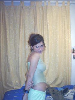Young amateur spanish teen girl and her friends 29/38