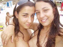 Amateur girl at ibiza / beach pics 11/19