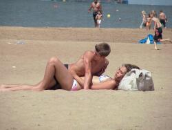 Young couple fuck at beach  2/10