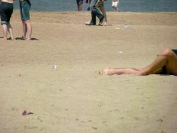 Young couple fuck at beach  9/10