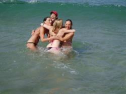 5 amateur teens - naked at the beach  4/17