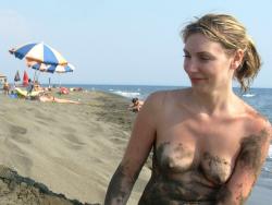 Beach amateurs topless - young girls no.05 42/48