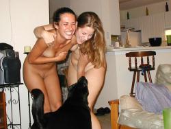 Young girls at party-  drunk teenagers - amateurs pics 21 7/43