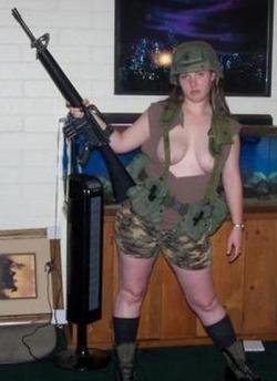 Sexy cute young soldier girls caught naked  6/41