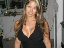 Latina girlfriend with big tit  - hardcore pics 8/50