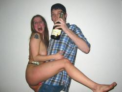 Young girls at party-  drunk teenagers - amateurs pics 23 41/49