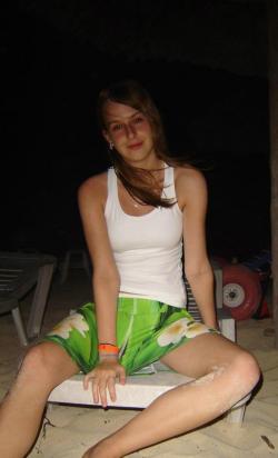 Ex girlfriend alyssa on holiday 54/68