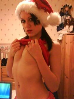 Busty british girl cassandra and her merry xmas  7/8