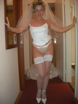 Amateur hot bride a her wedding night 8/47