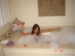 Amateur set - young girl in bath 13/21