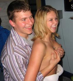 Young girls at party- drunk teenagers - amateurs pics 10 3/47