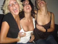 Young girls at party- drunk teenagers - amateurs pics 10 16/47