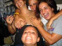 Young girls at party- drunk teenagers - amateurs pics 10 28/47