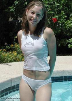 Girlfriend in pool - memorias x, 16 (15 pics)
