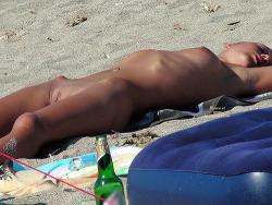 Voyeur at nudistbeach / fkk  56/96