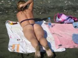 Beach & voyeur pics  38/49