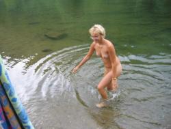 Nudists summer near the rivers, lake, etc.. no.01  46/49