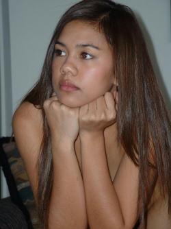 Another asian teen hooker this ones from thailand  61/110