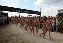 Roskilde naked run 2008  39/108