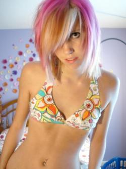 Naked emo girl 10/70