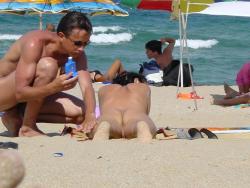 Young nudist - amateur spy photos no.06  17/49