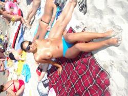 Teen on nudist beach set - young teen girl fkk  14/38