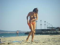Teen on nudist beach set - young teen girl fkk  35/38