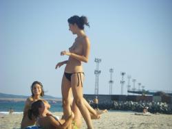 Teen on nudist beach set - young teen girl fkk  36/38