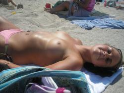 Teen on nudist beach set - young teen girl fkk 35/35