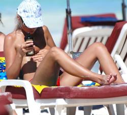 Topless teens on beach set -young teen girl fkk 12/43